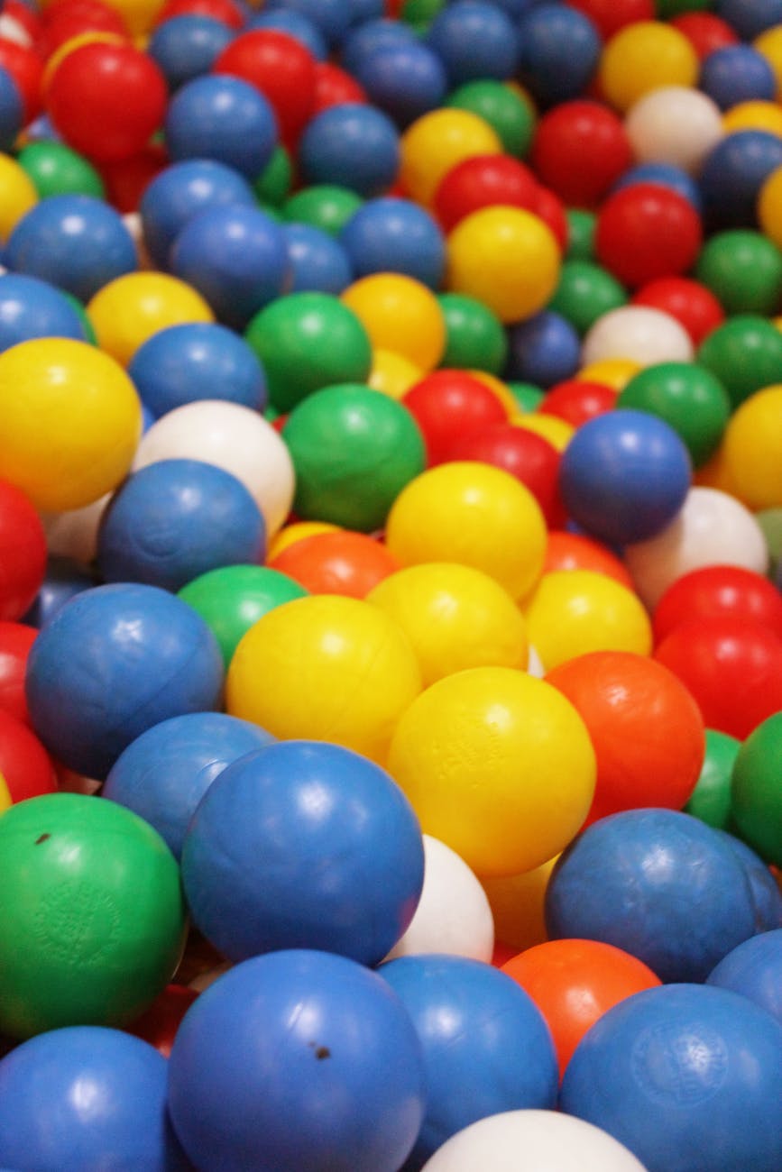 Ball Pit Bliss: Guide to a Clean Ball Pit!